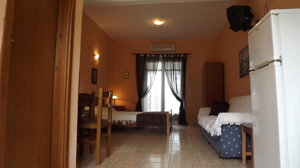 Pefka Studios & Apartments Вурвуру Номер фото