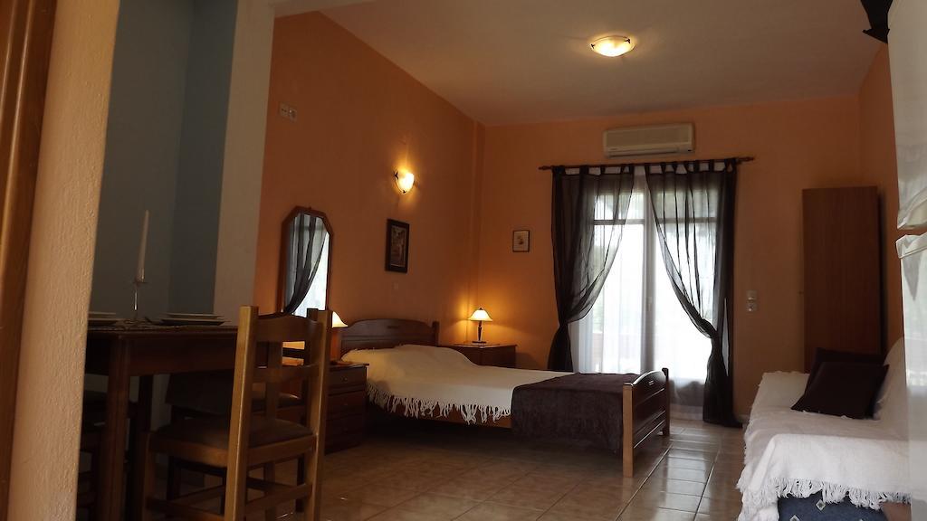 Pefka Studios & Apartments Вурвуру Номер фото